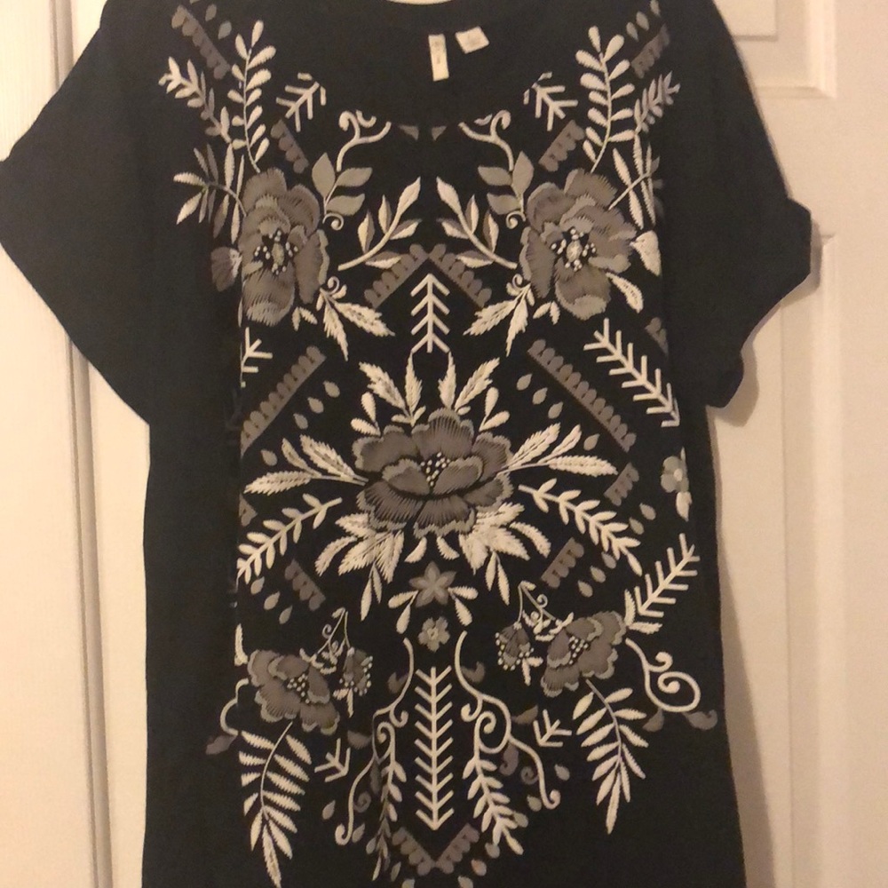 Long Blouse could be worn as a dress